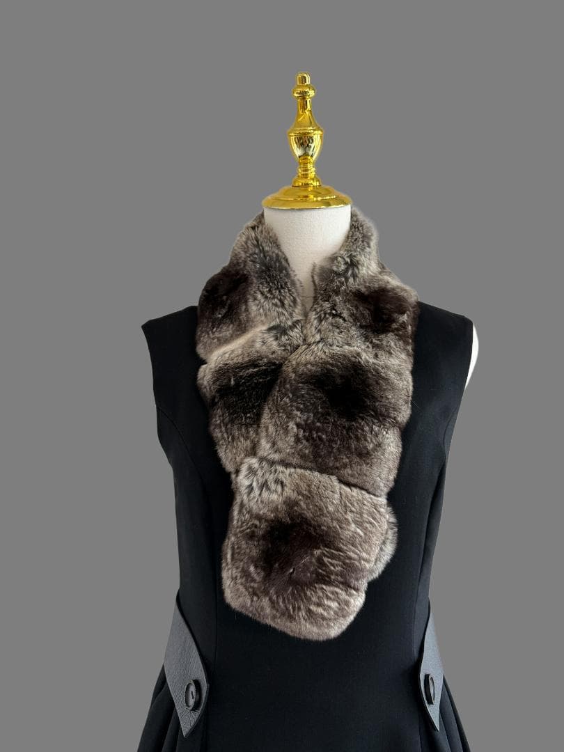 美品★FOXEY/フォクシーブティック マフラー チンチラ ファーティペット