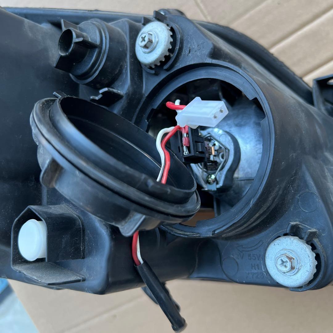 130系マークX 前期 社外ヘッドライト左右 アイライン付き ジャンク