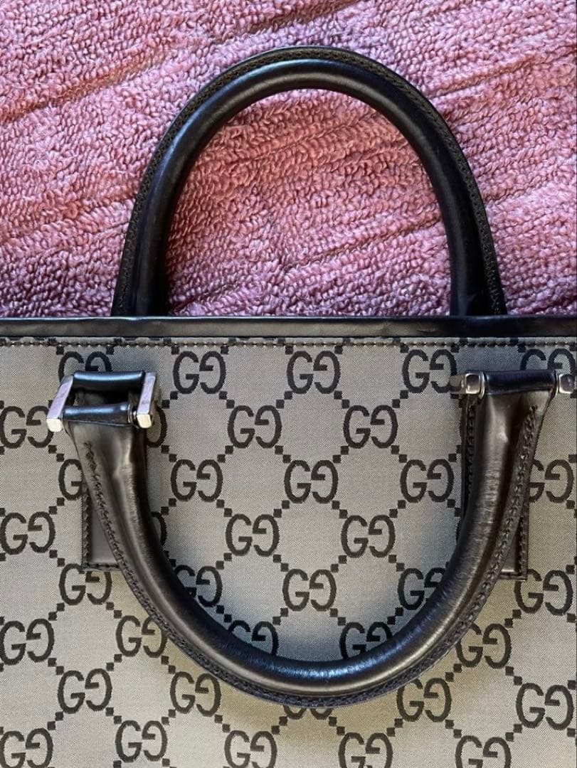 ★GUCCI GGパターン ナイロンビジネスバッグ 大きめ