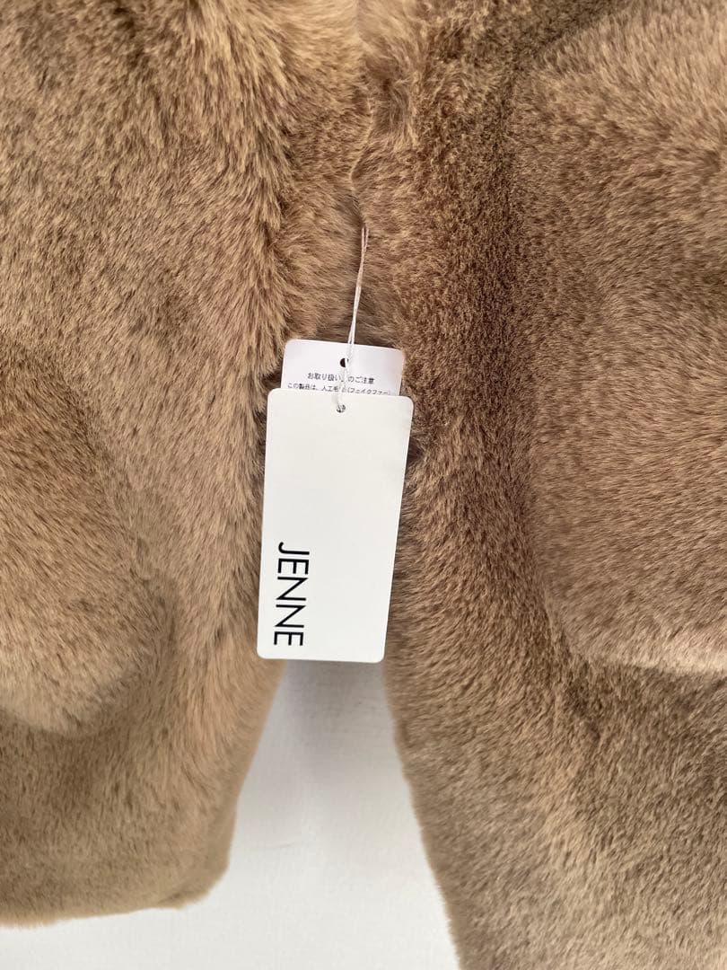 即購入可　新品未使用 タグ付き　JENNE リッチボリュームファーケープ