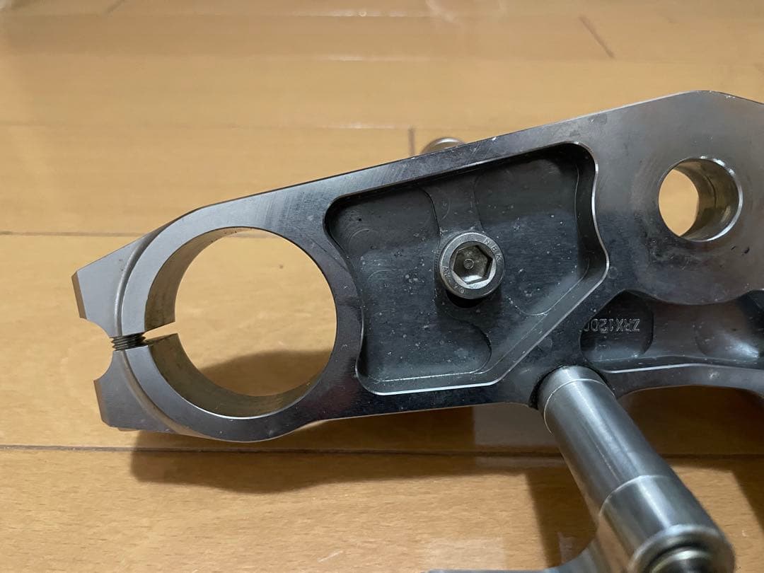 2輪アントライオン製 トップブリッジ