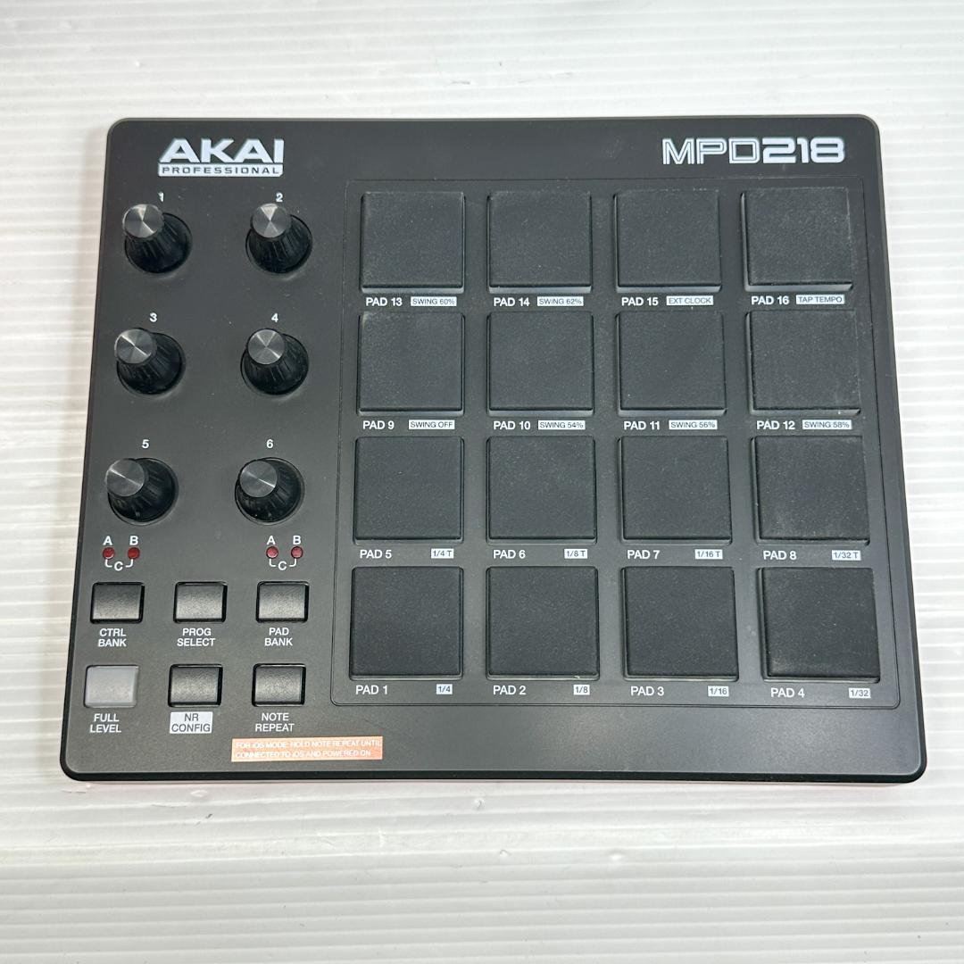 Akai Professional USB MIDIコントローラー MPD218
