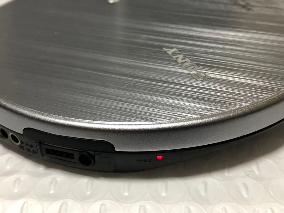 ポータブルプレーヤー SONY Walkman D-NE830