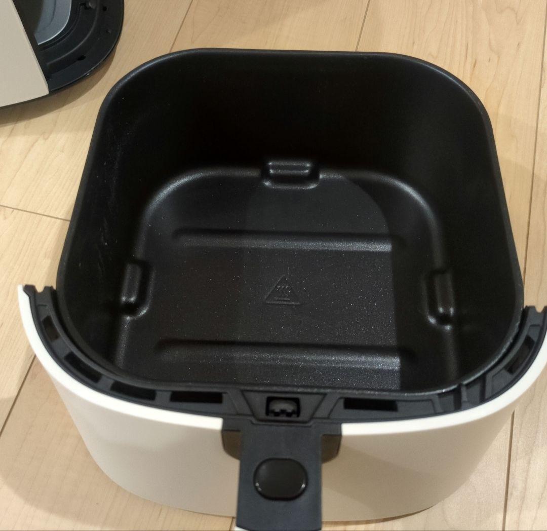 COSORI　コソリ　ノンフライヤー　大容量　4.7リットル♪