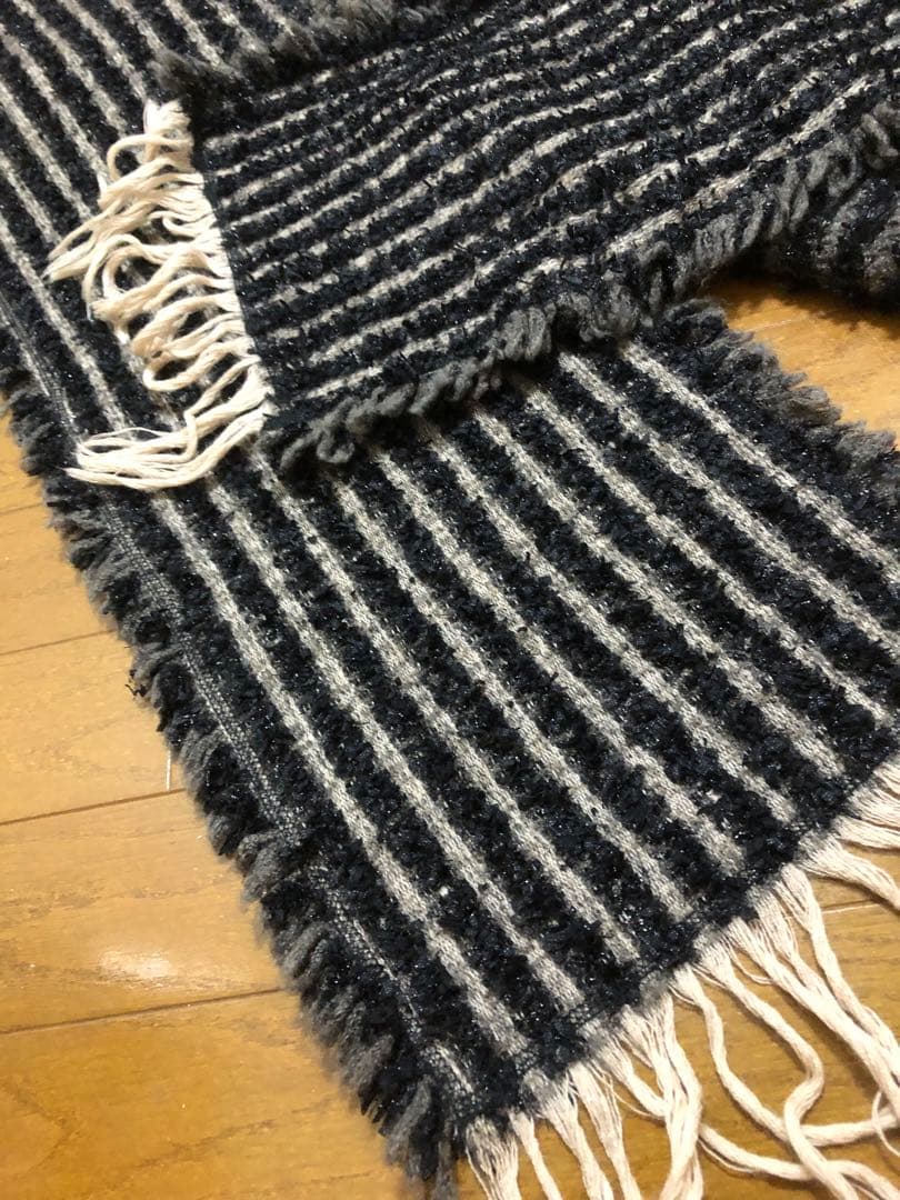 【シェアースピリット】ストライプデザイン　フード付きロングマフラー