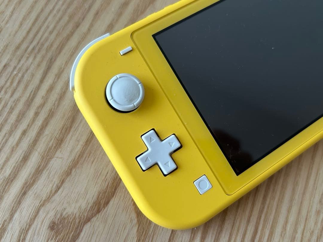 任天堂Switch Lite イエロー 【美品】