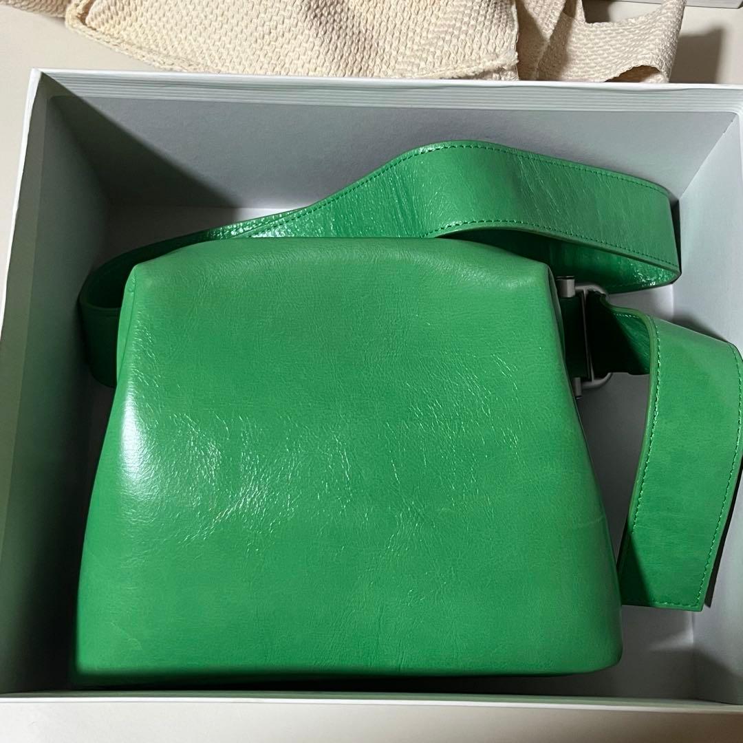 チャリオット 【美品】OSOI mini brot ショルダーバッグ