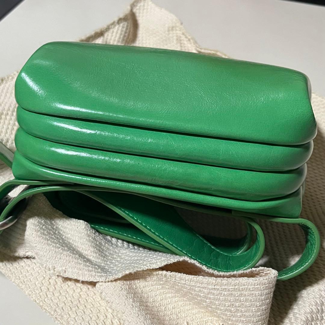 チャリオット 【美品】OSOI mini brot ショルダーバッグ