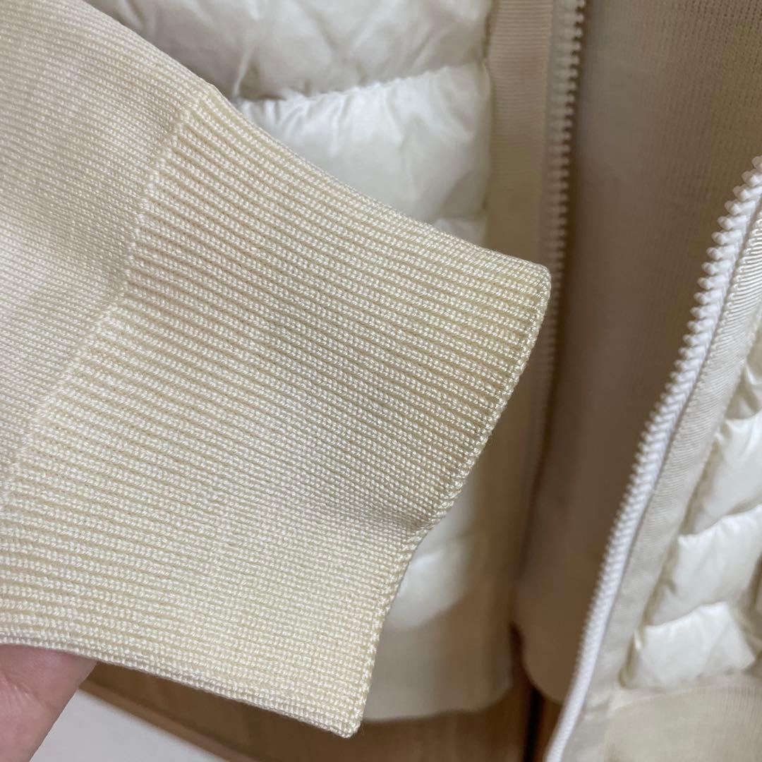 MONCLER アイボリー