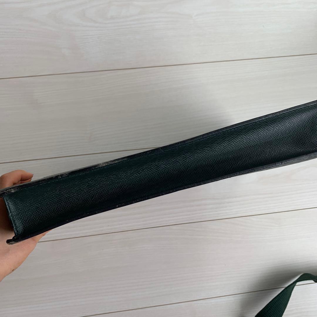 LOUIS VUITTON セルヴィエット・クラド　タイガ　エピレザー　グリーン