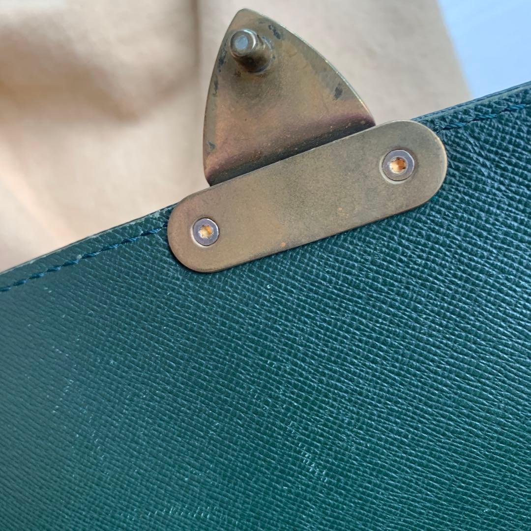 LOUIS VUITTON セルヴィエット・クラド　タイガ　エピレザー　グリーン