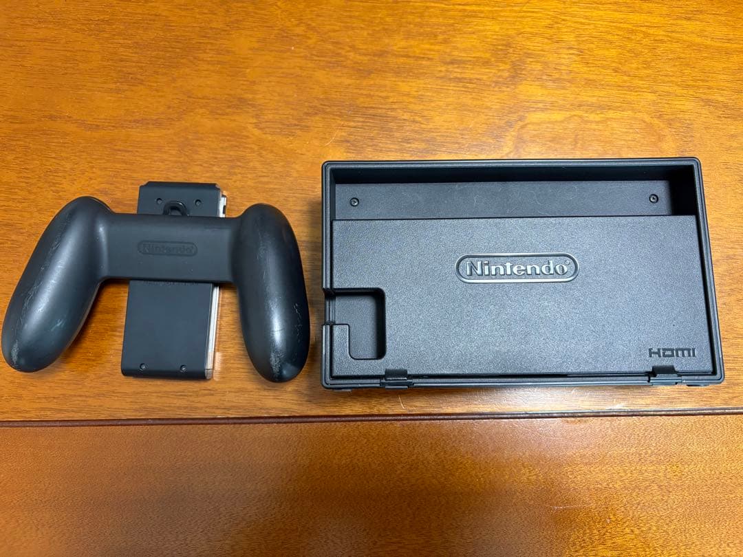 Nintendo Switch ネオンブルー・オレンジ