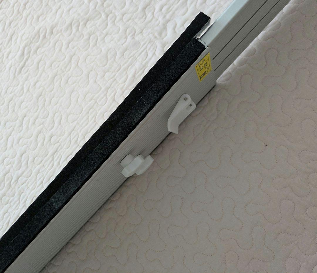 アイリスオーヤマ　ロング窓パネル