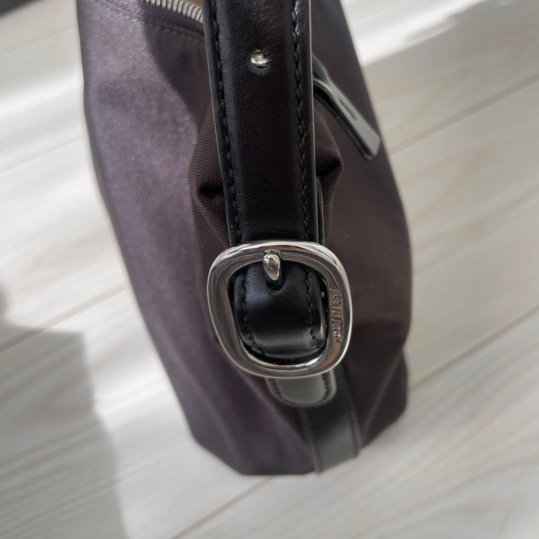 TOUT Y EST ブラウン ナイロンショルダーバッグ