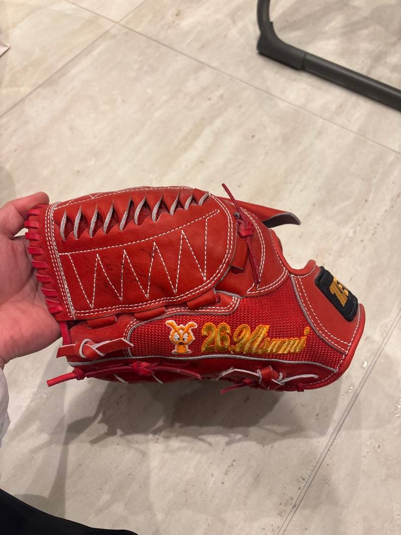 希少　読売ジャイアンツ 内海哲也投手実使用グローブ