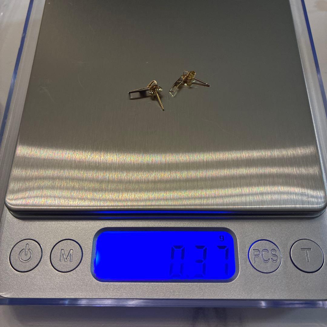 K18ゴールド ジッパーモチーフ ピアス