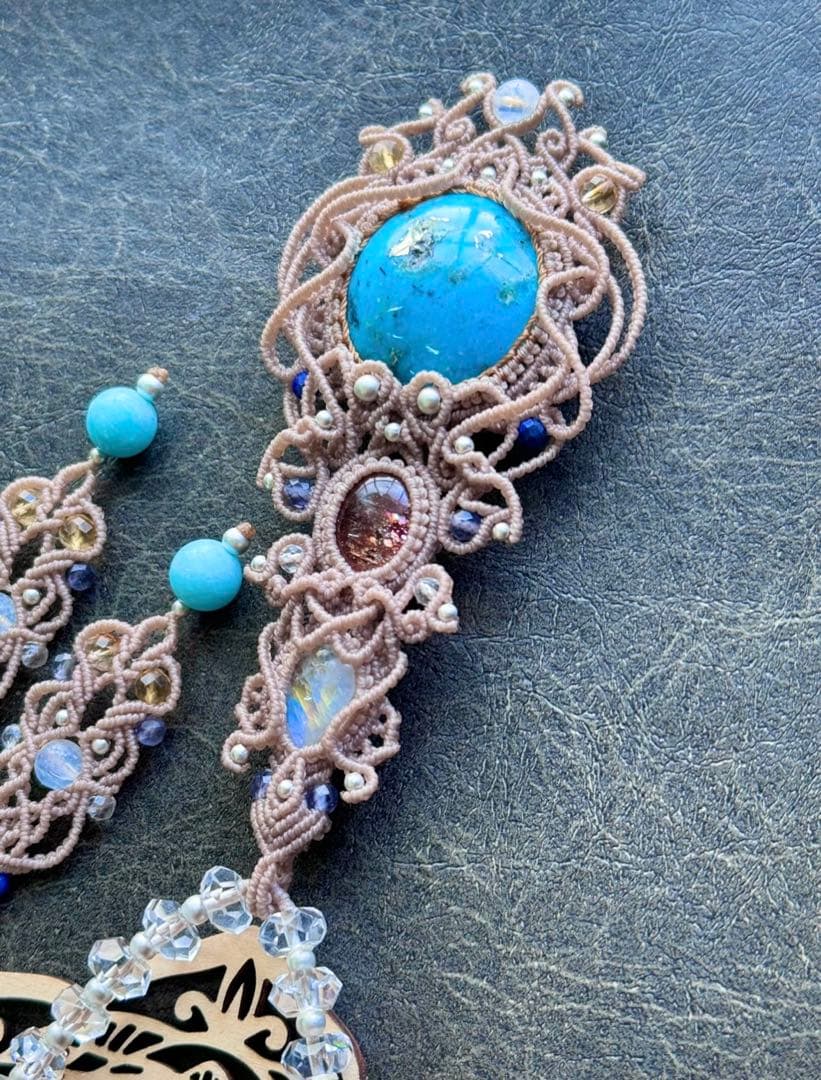 専用☆ペルシアンターコイズ＆サンストーン＆ムーンストーンのマクラメ編みネックレス
