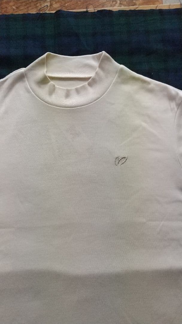 新品未使用 パーリーゲイツ マスターバニー シルク100%半袖ハイネック