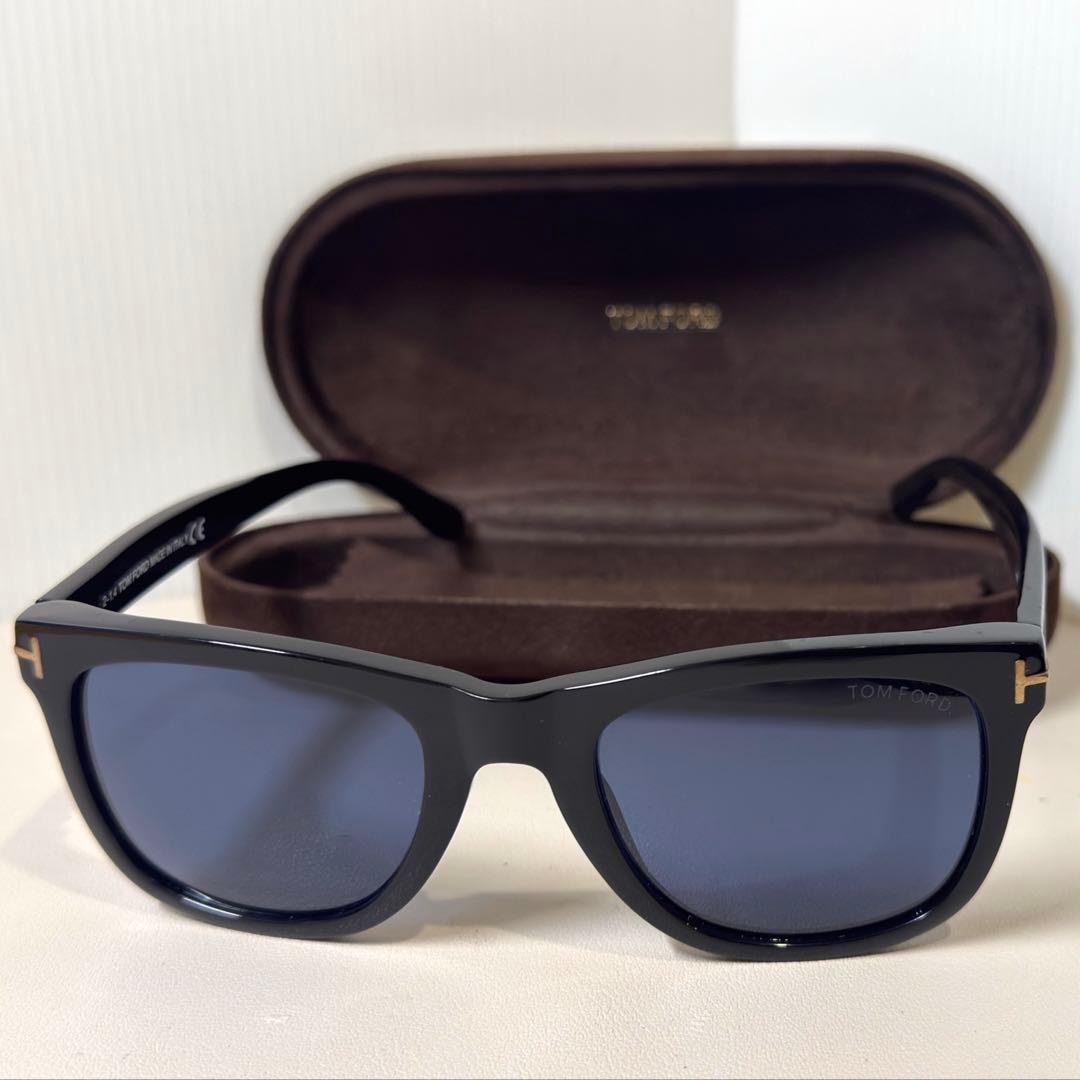 【美品】 サングラス TOM FORD Leo TF9336 01V