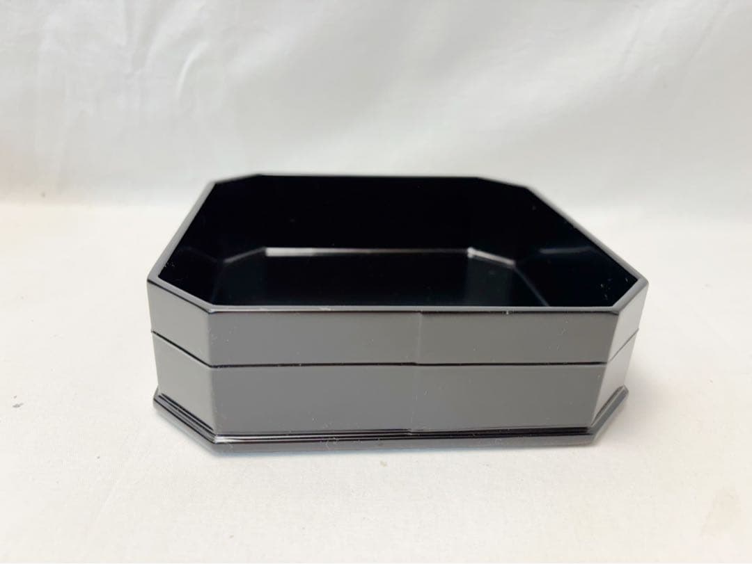 ほぼ未使用 懐石道具 木製黒真塗 5段縁高重 茶懐石 利休好写 お正月 紙箱