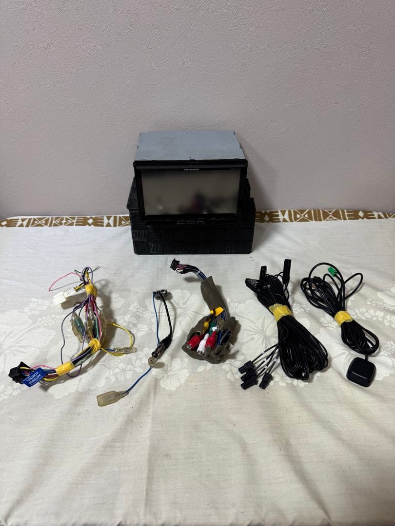 AVIC-ZH09 carrozzeria カロッツェリア　サイバーナビ2011