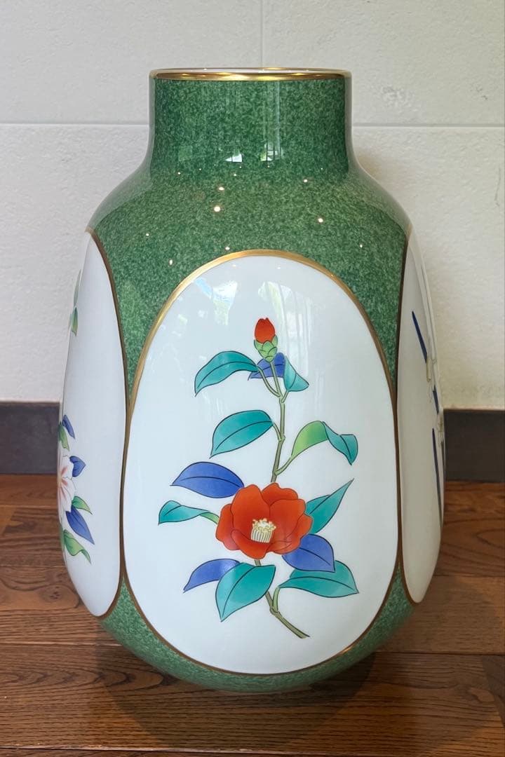 香蘭社　宮内庁御用達　花瓶　茶席の花