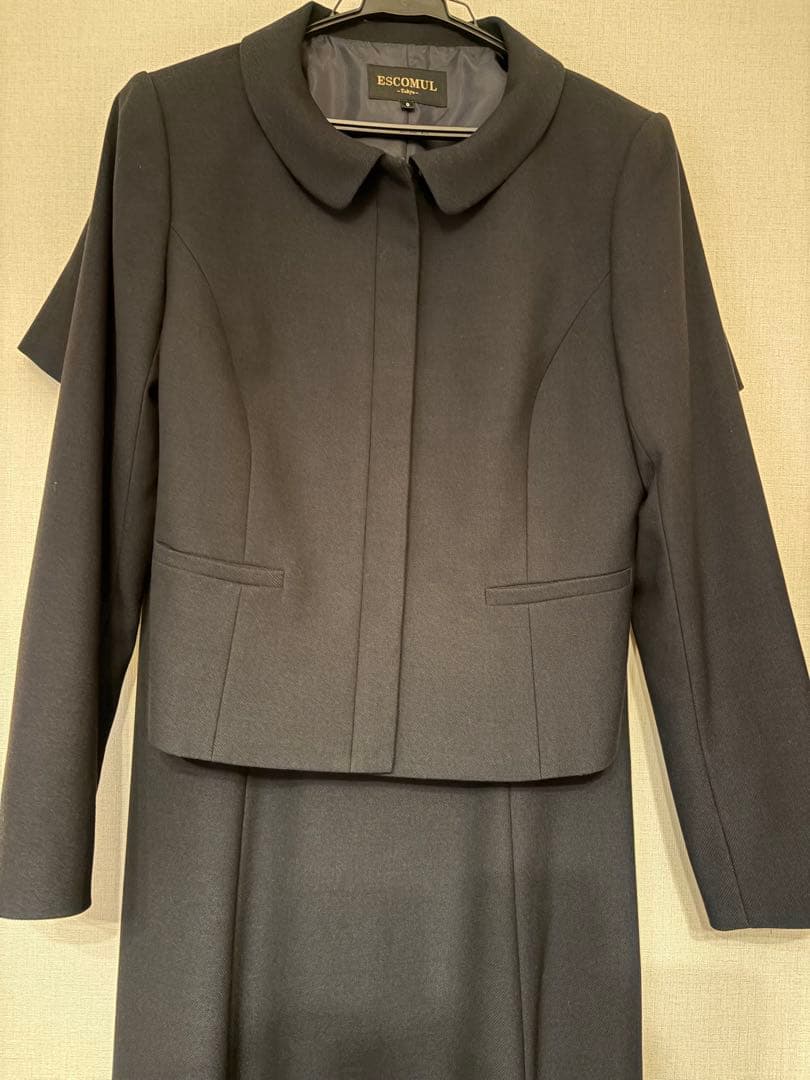 w*e様 お受験スーツ✴︎上品で清楚な比翼仕立て✴︎濃紺　9号　ESCOMUL