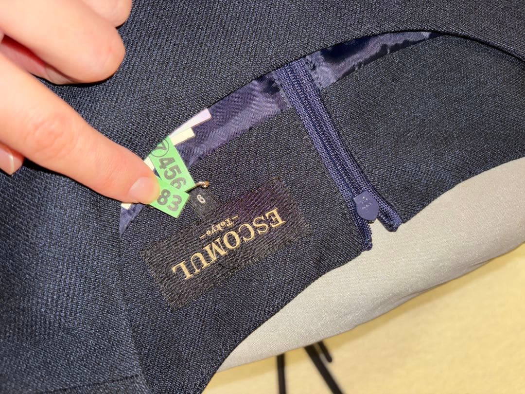 w*e様 お受験スーツ✴︎上品で清楚な比翼仕立て✴︎濃紺　9号　ESCOMUL