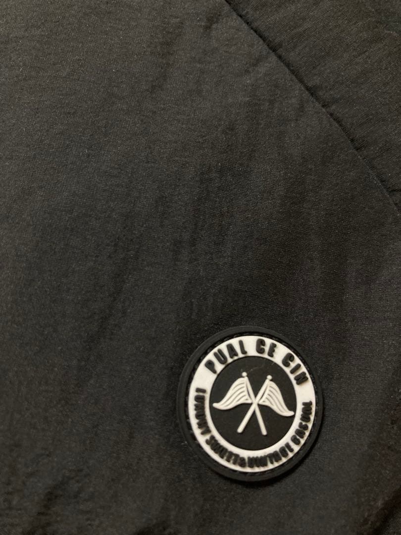 黒 ダウンベスト ピュアルセシン