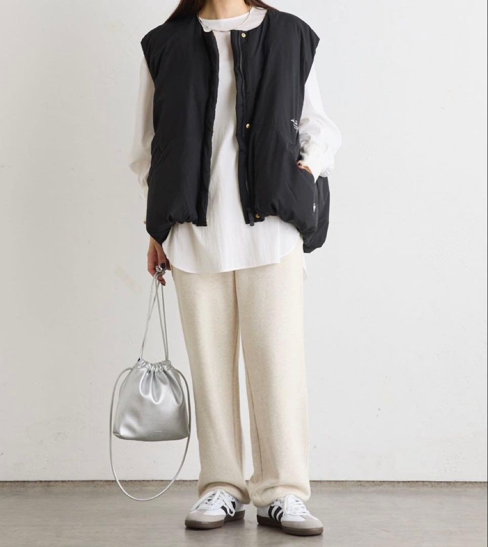 黒 ダウンベスト ピュアルセシン