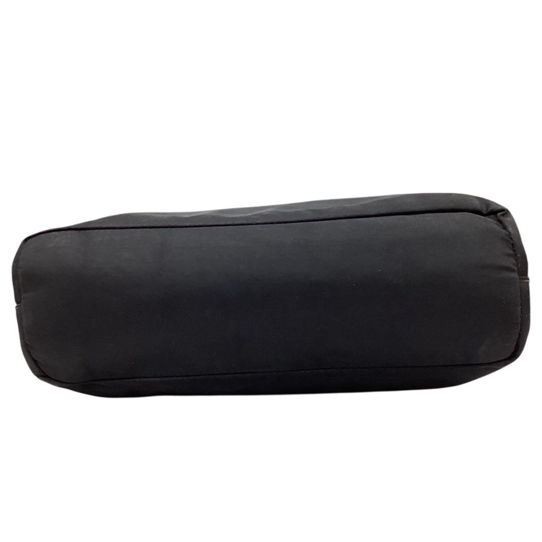 【PRADA】トライアングルプレート★ナイロントート★NERO【プラダ】