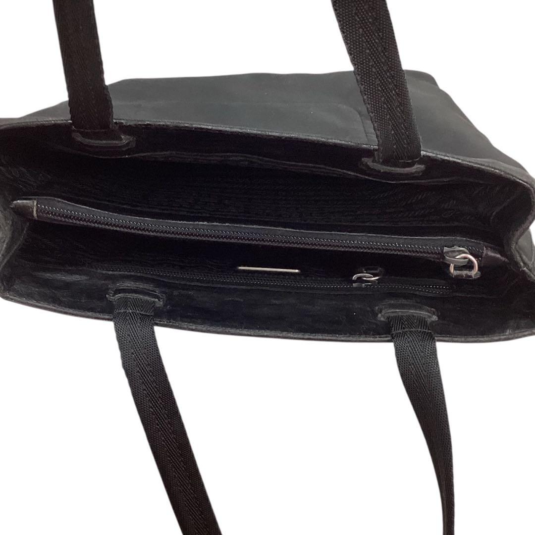 【PRADA】トライアングルプレート★ナイロントート★NERO【プラダ】