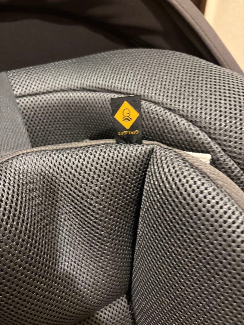 Combi チャイルドシート　クルムーヴアドバンス　　ISOFIX