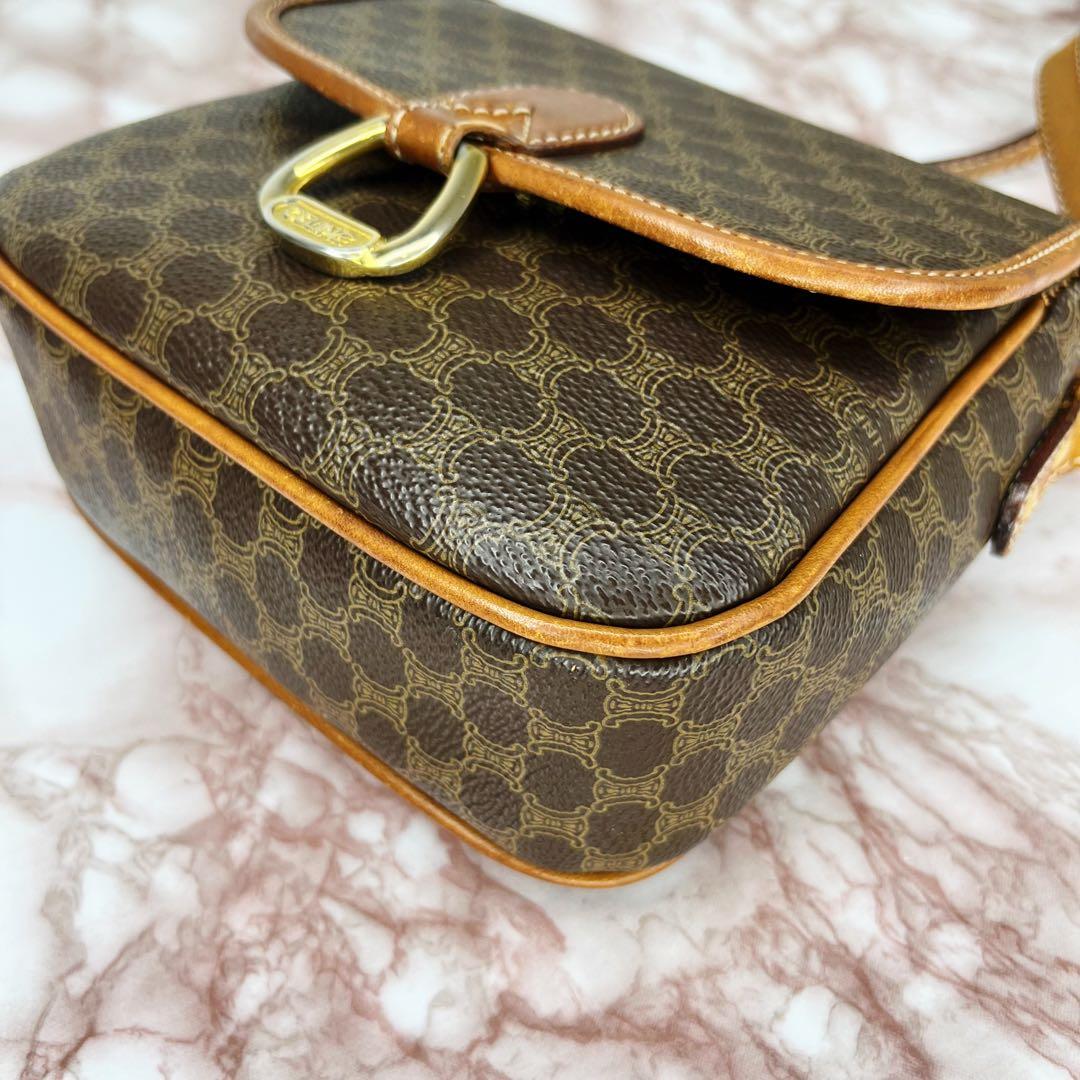 【極美品】CELINE ブラウンレザーショルダーバッグ90