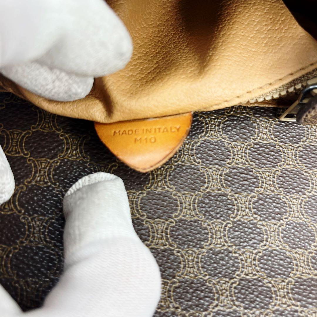 【極美品】CELINE ブラウンレザーショルダーバッグ90