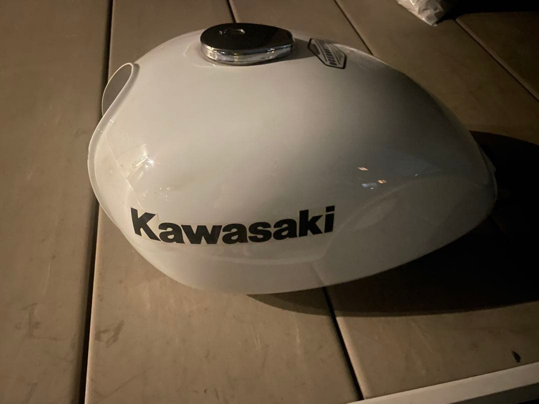 カワサキ　エストレア　タンク　キャブレター