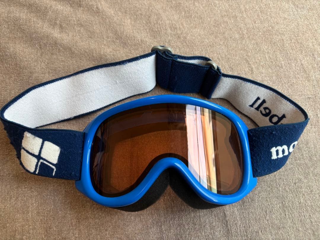 モンベル 子ども用スキーウェア・ゴーグルセット ヘルメット付き