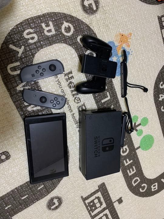 Nintendo Switch (初期化済み)