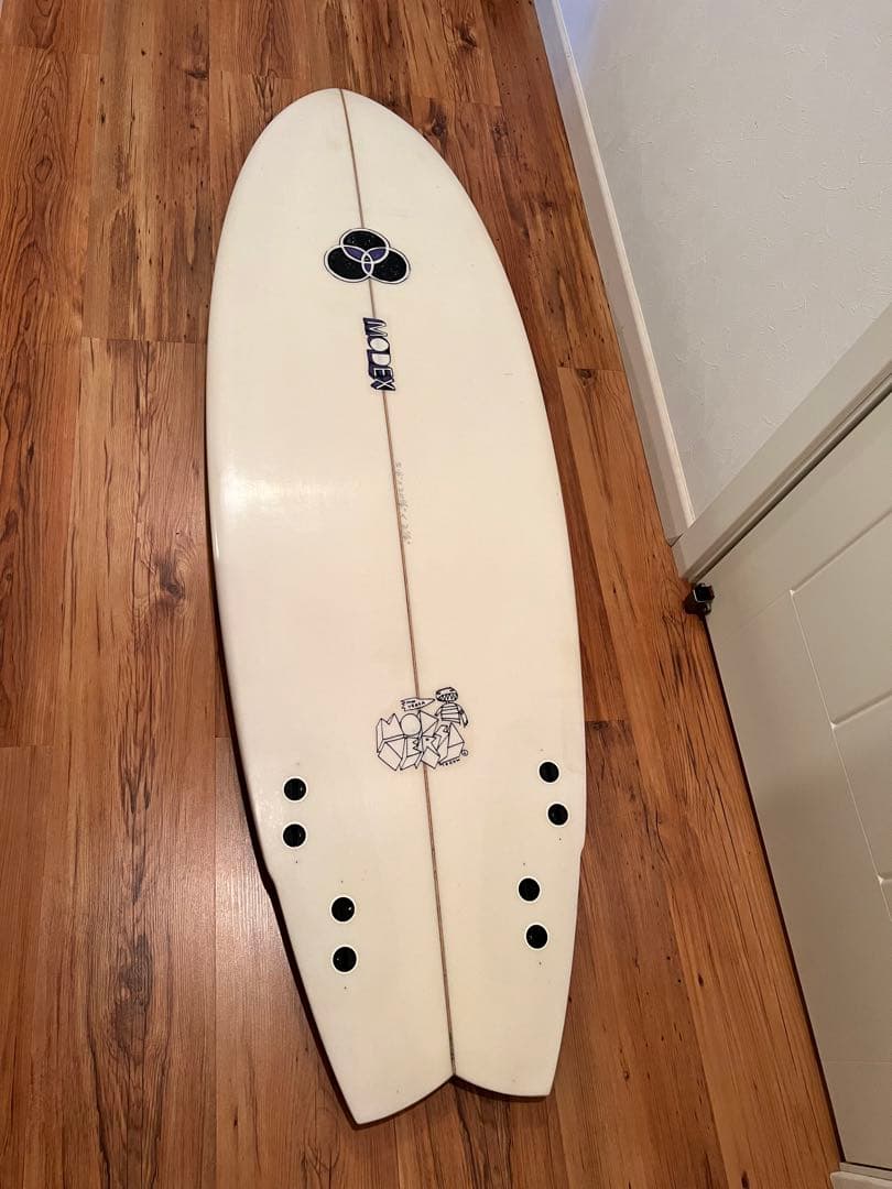 手渡し限定‼︎MODEXサーフボード 5'8\" フィン付き