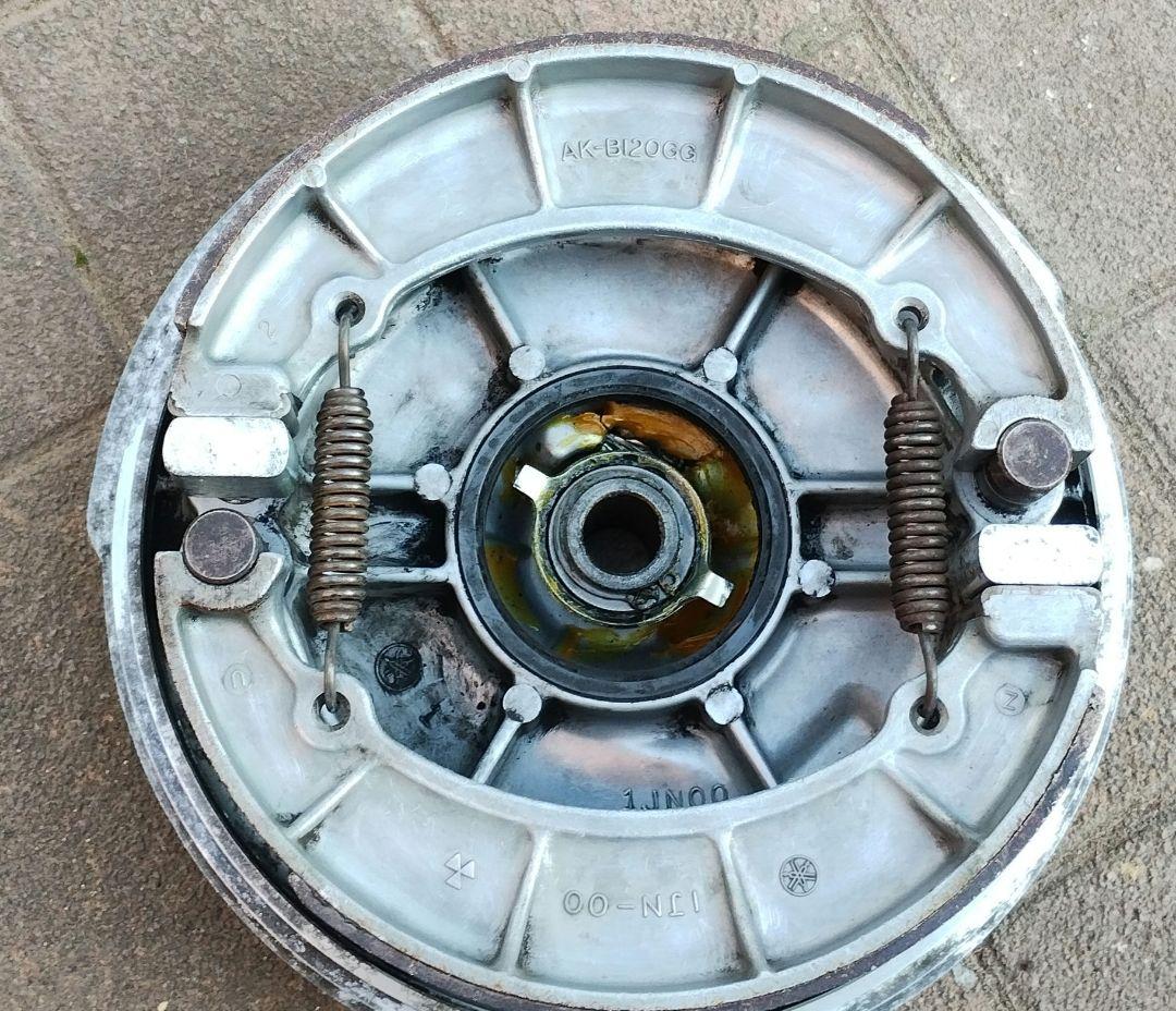 SR400 2H6 純正 フロント ブレーキ ドラム