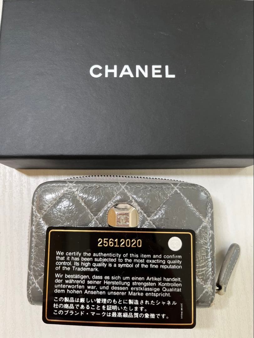 CHANEL ケース