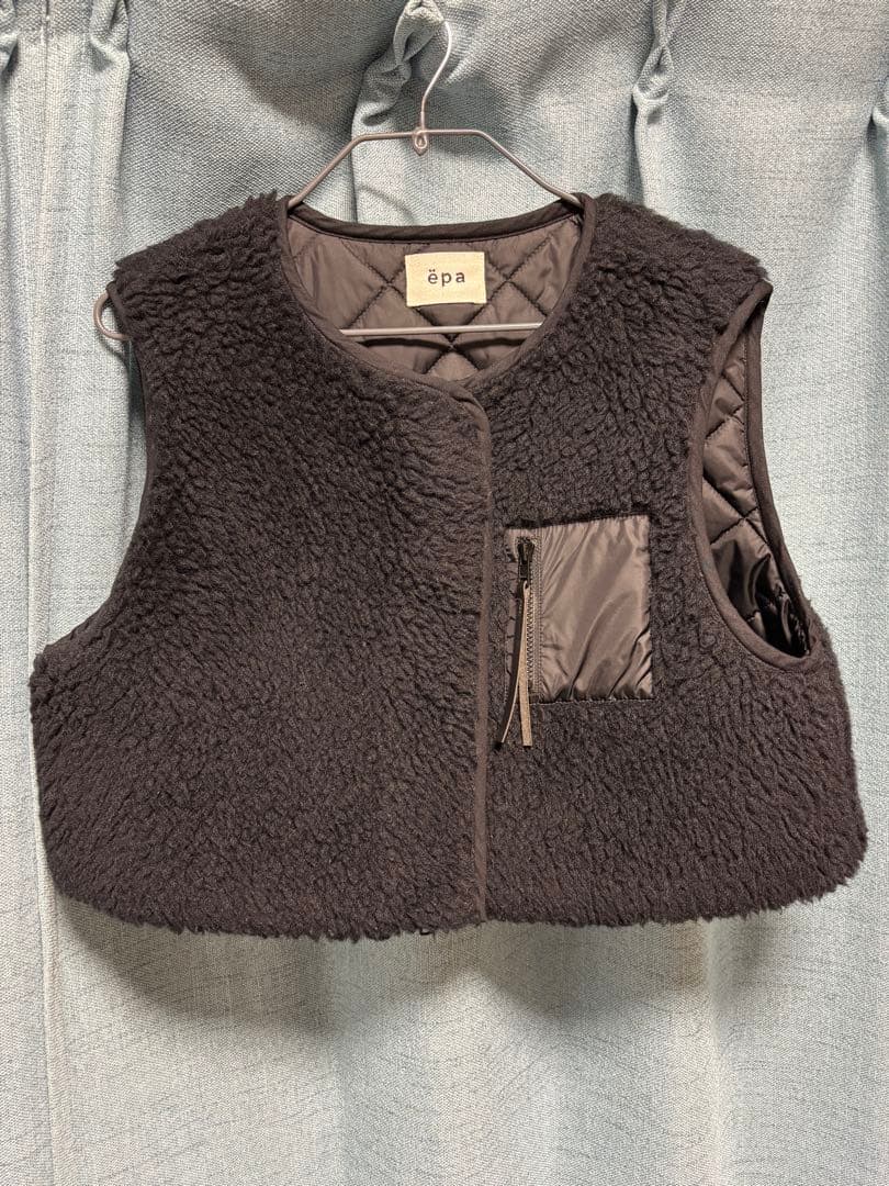 MED　epa リバーシブルショートベスト　ボア　キルティング　完売品