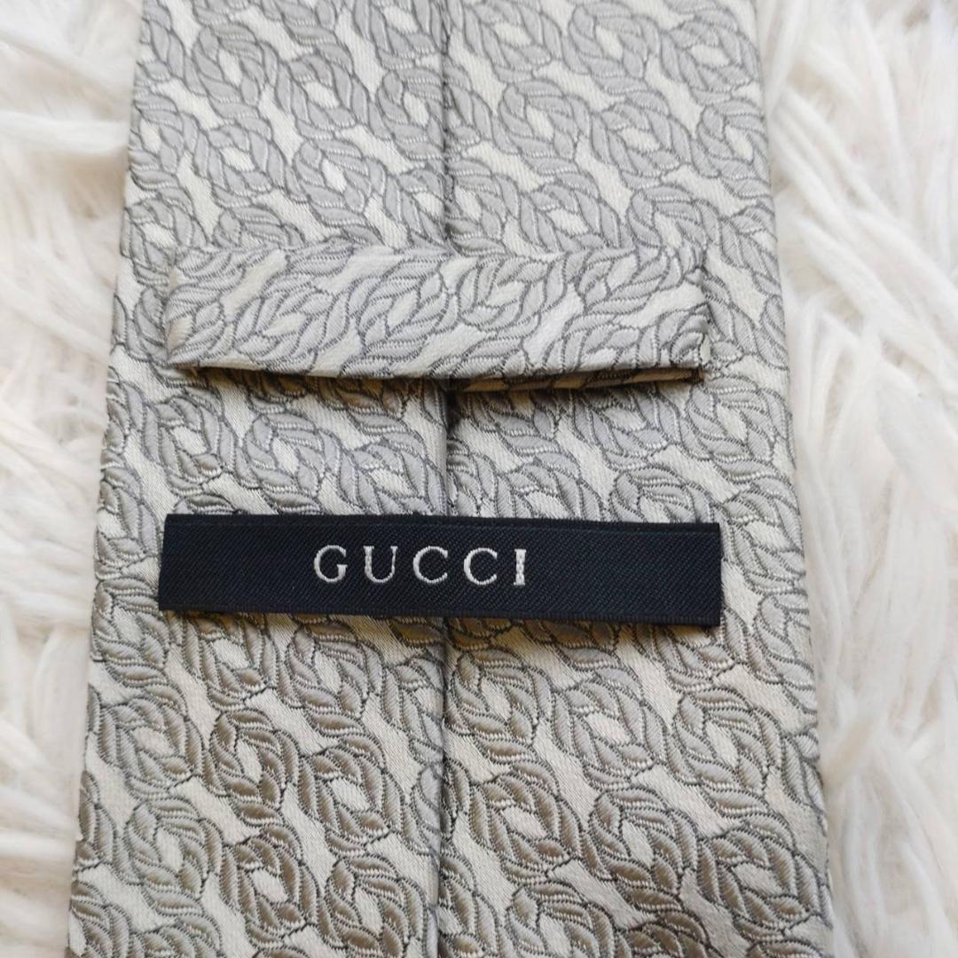 ★美品★ グッチ 高級シルクネクタイ 総柄 ライトグレー