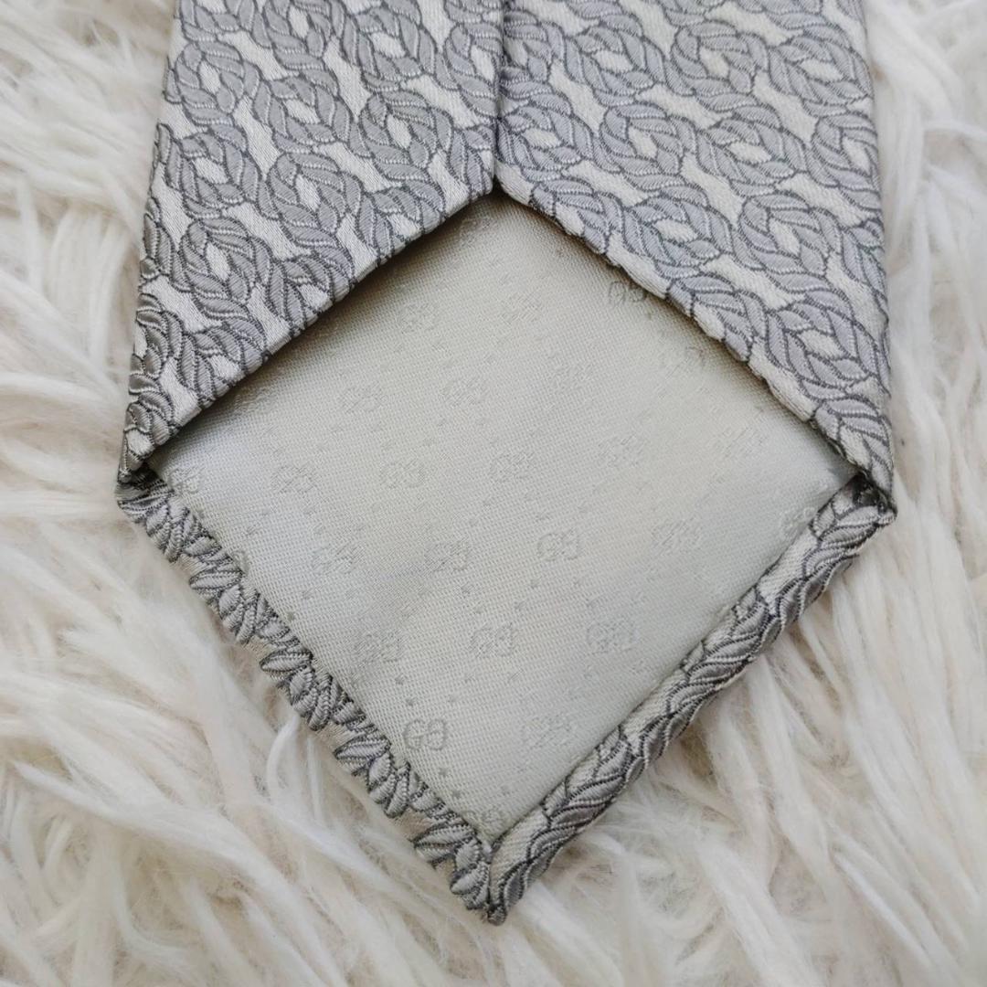 ★美品★ グッチ 高級シルクネクタイ 総柄 ライトグレー