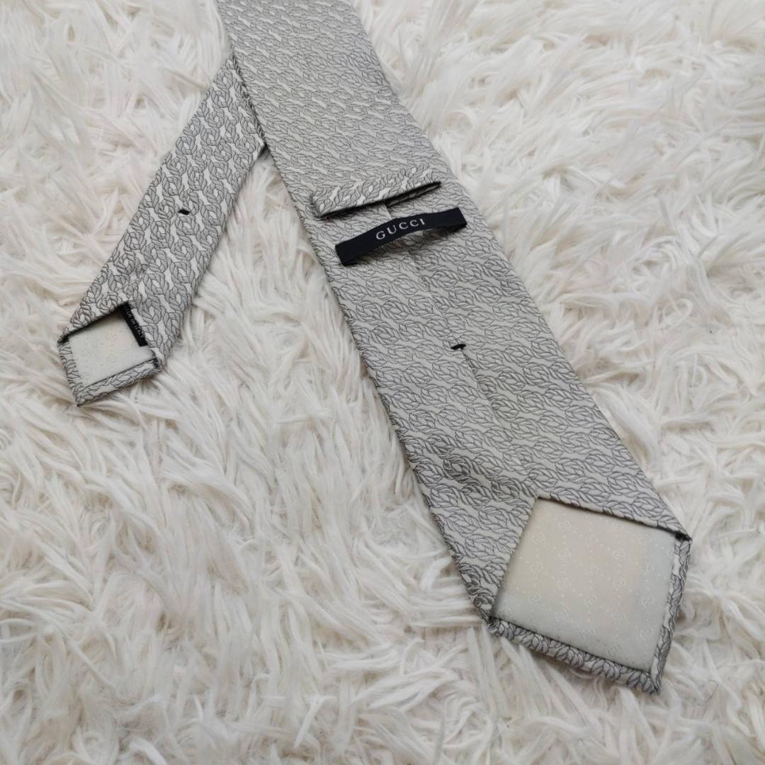 ★美品★ グッチ 高級シルクネクタイ 総柄 ライトグレー