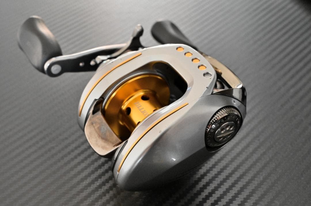 ダイワ TDジリオン 100HL 6.3　中古品です