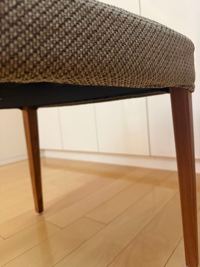 【カリモク家具】　ダイニングチェア