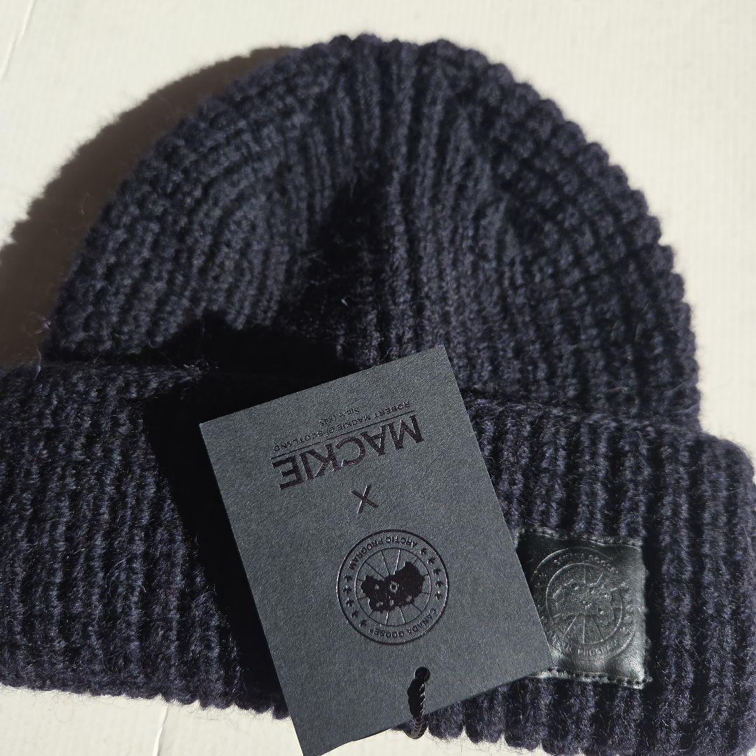 カナダグース　Robert Mackie　ニット帽　ネイビー