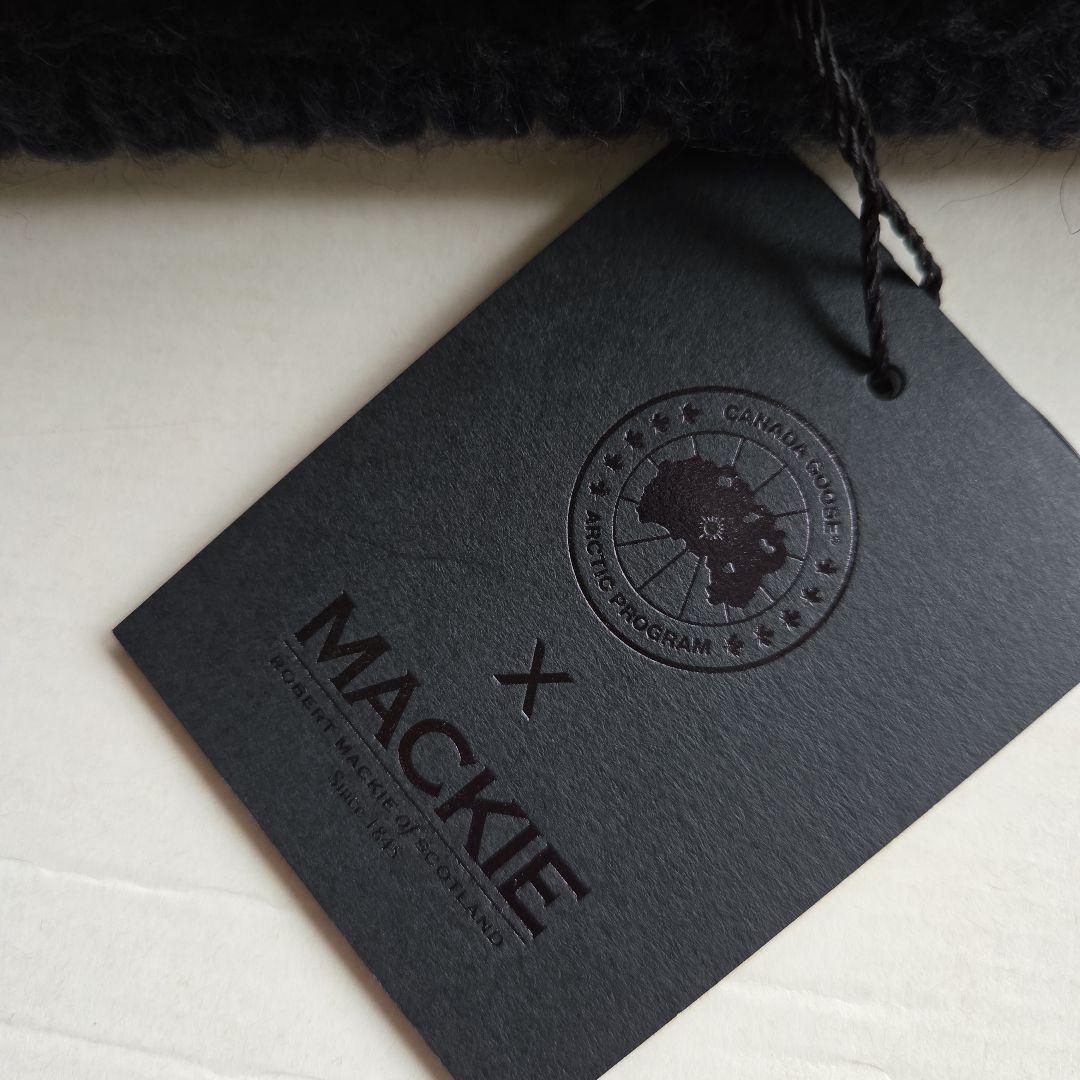 カナダグース　Robert Mackie　ニット帽　ネイビー