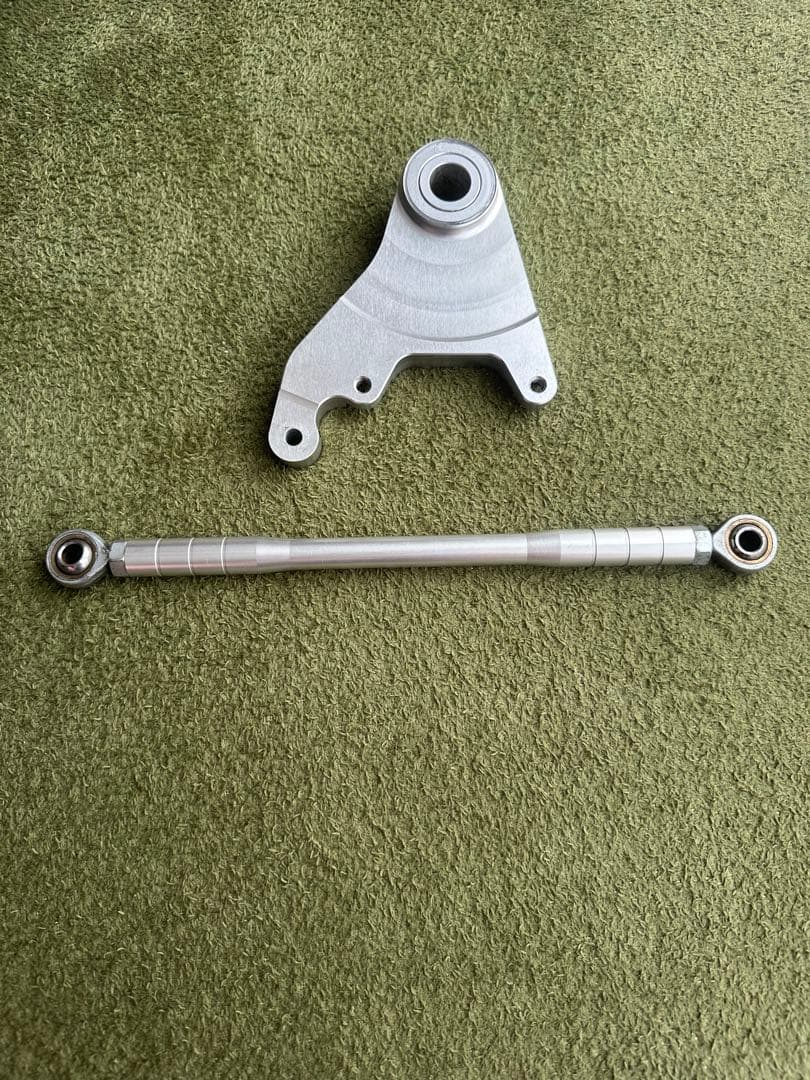 ZRX1100リアブレンボキャリパー用コーケンサポート、トルクロッド　最終値下げ